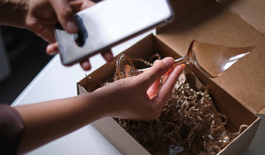 Item Arrived Damaged on Shopify: A Practical Claims Guide-Understanding “Item Arrived Damaged” on Shopify